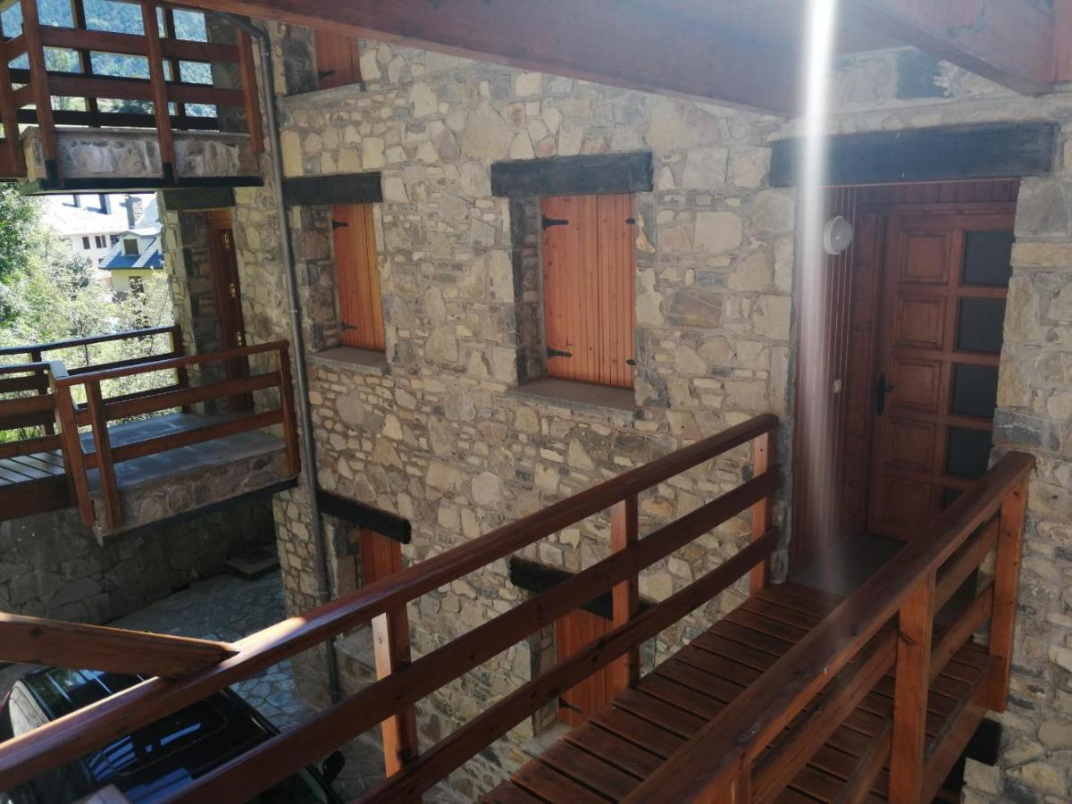 Apartamento Sarrato IV De Sallent Сальєнт-де-Гальєго Екстер'єр фото